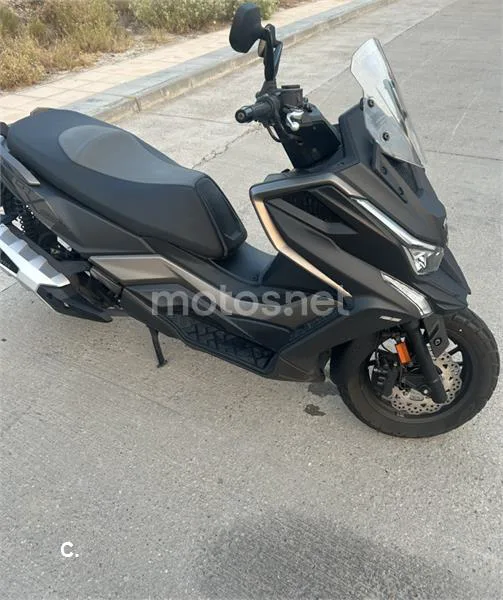 Kymco DTX 125 - Vista 3