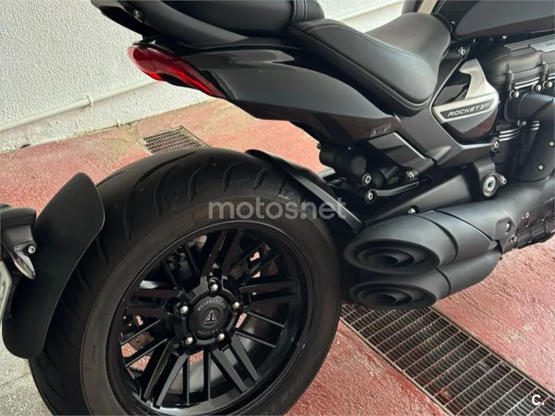 Triumph Rocket 3 - Vista 3