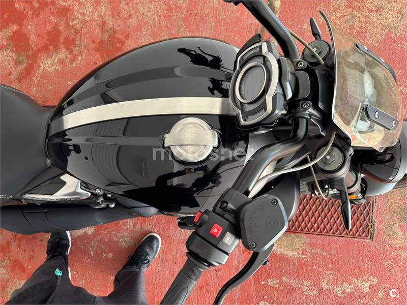 Triumph Rocket 3 - Vista 28