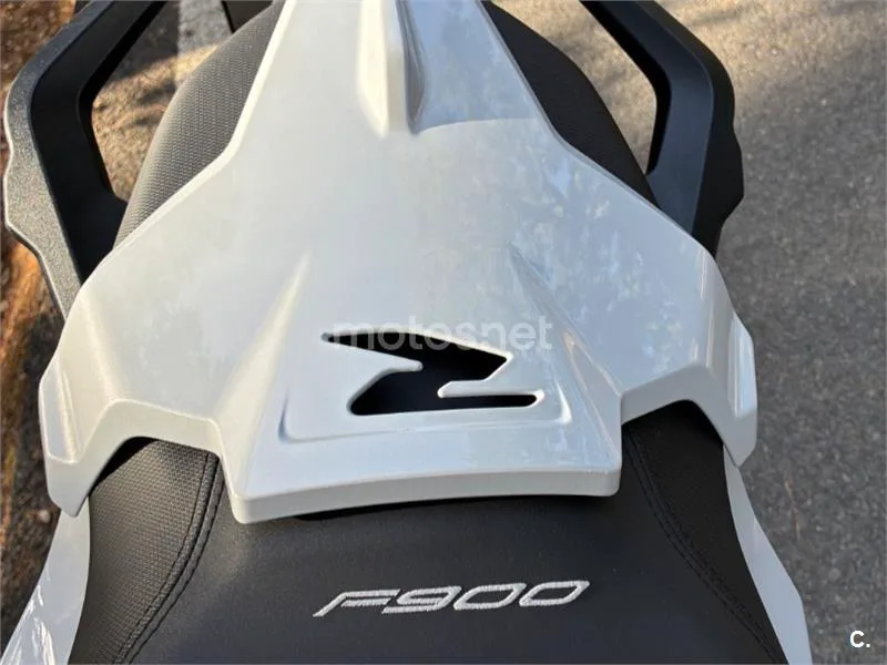 BMW F 900 R - Vista 11
