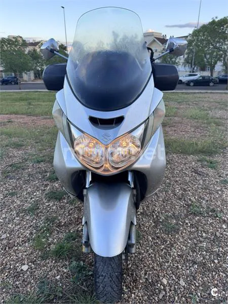 Suzuki Burgman 400 - Vista 3