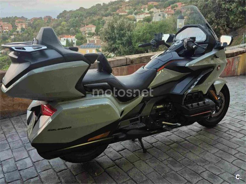 Honda Gold Wing - Vista 17