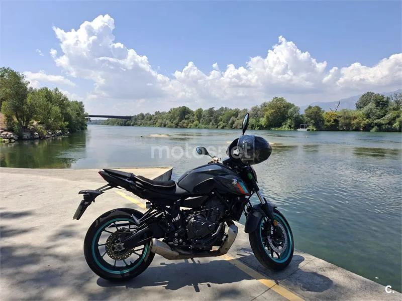 Yamaha MT-07 - Vista 4