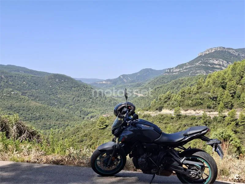 Yamaha MT-07 - Vista 6