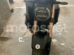 Honda CB650R - Vista 3