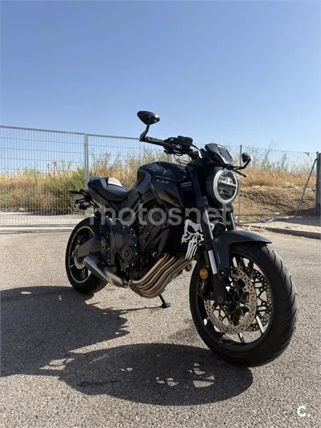 Honda CB650R 7599 € 2023 Madrid - 1