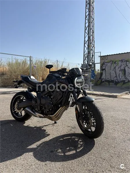 Honda CB650R - Vista 3
