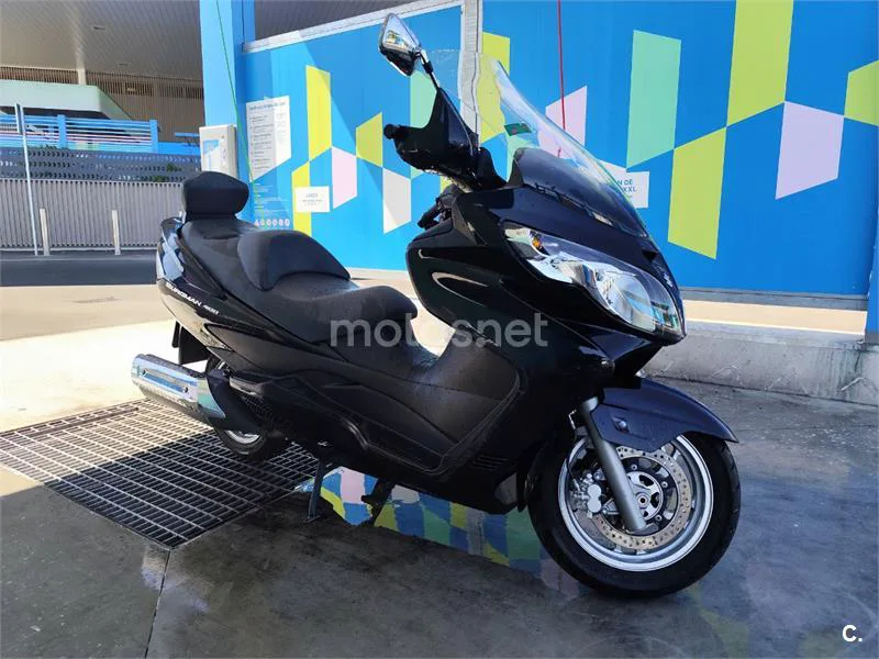 Suzuki Burgman 400 - Vista 7