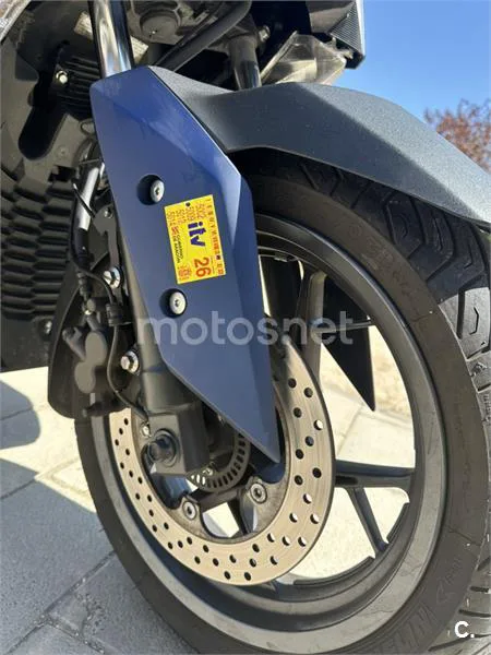 Yamaha XMAX 300 - Vista 12