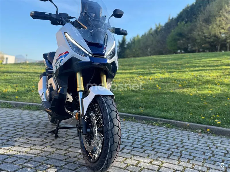 Honda X-ADV - Vista 7