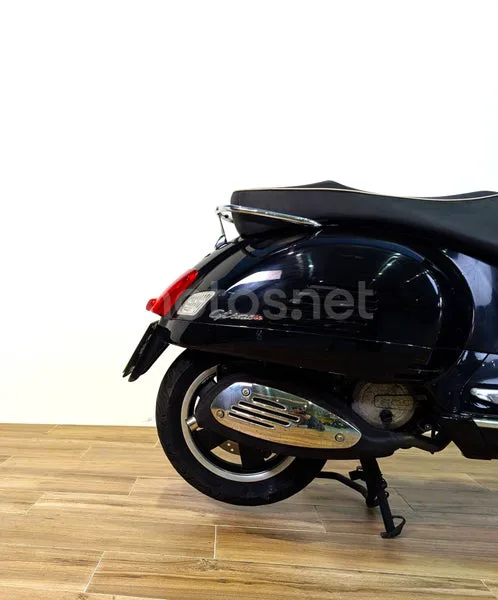Vespa GTS 125 - Vista 3