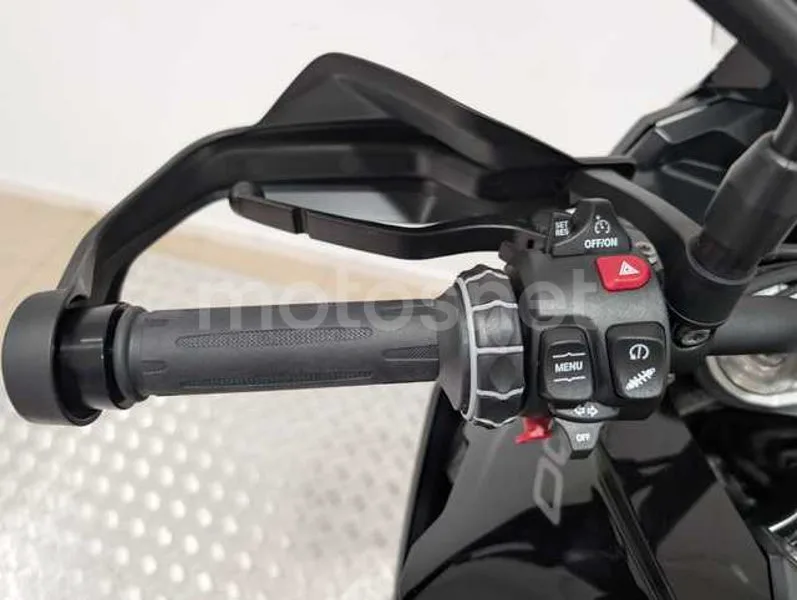 BMW F 900 XR - Vista 12