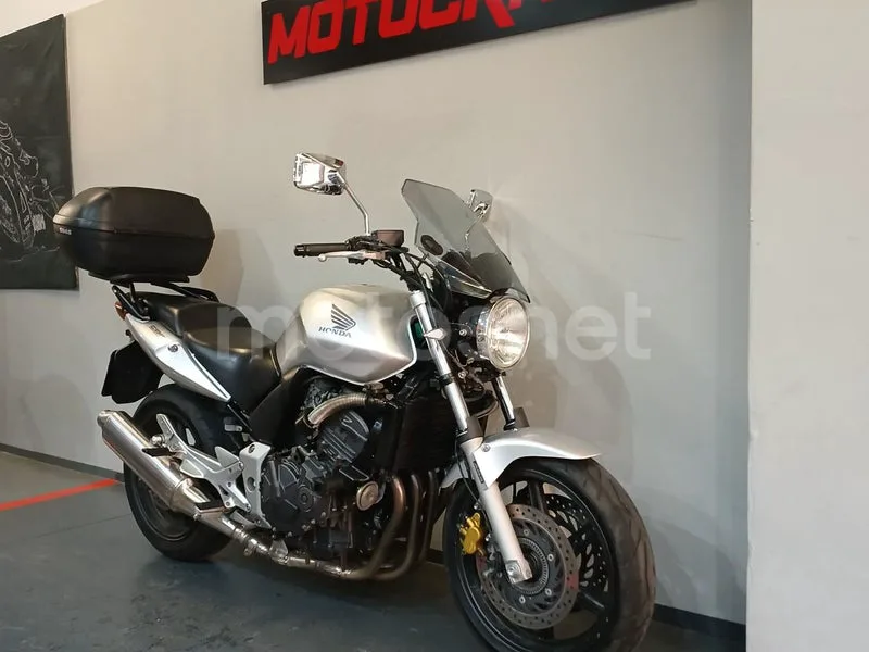 Honda CBF600N - Vista 3