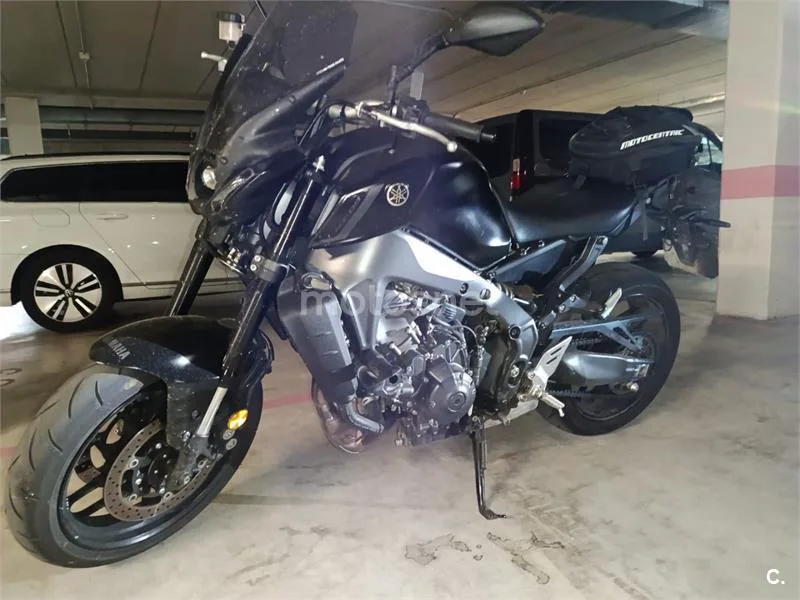 Yamaha MT-09 - Vista 3