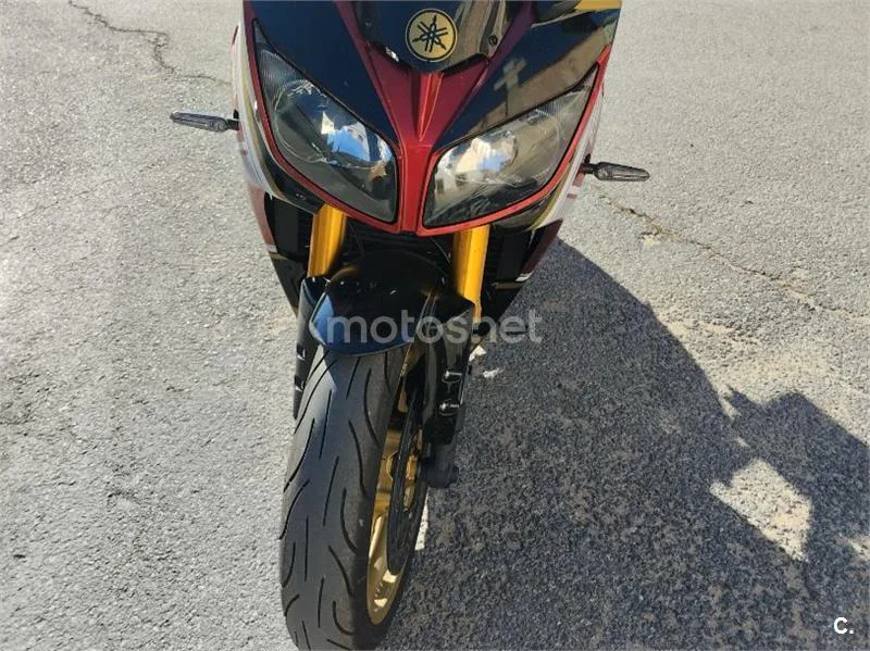 Yamaha FZ1 Fazer - Vista 3