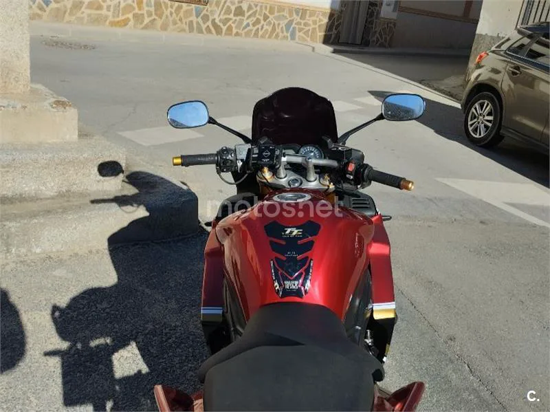 Yamaha FZ1 Fazer - Vista 5