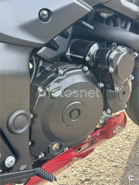 Suzuki GSX-S750 - Vista 5