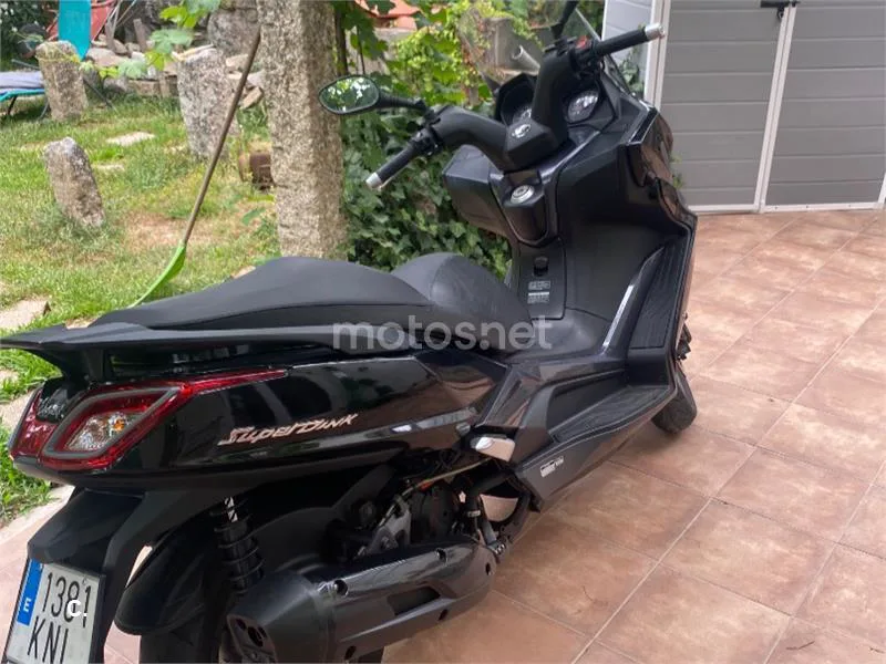 Kymco Super Dink 125 - Vista 4
