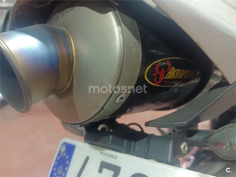 Honda CBR1000RR Fireblade - Vista 4