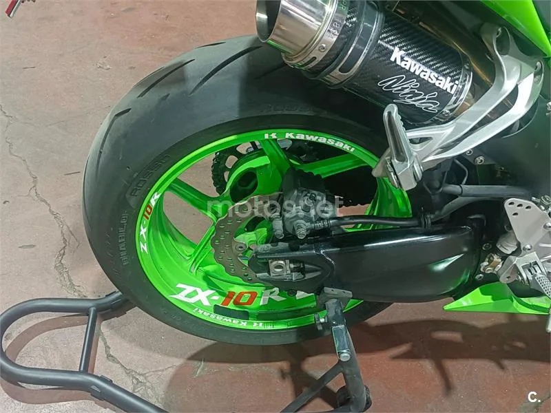 Kawasaki Ninja ZX-10R - Vista 4