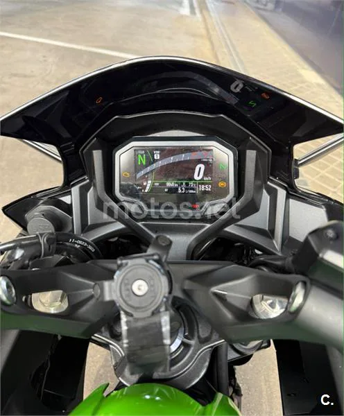 Kawasaki Ninja 650 - Vista 5