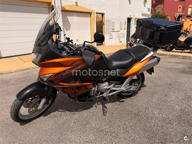 Honda XL1000V Varadero - Vista 3