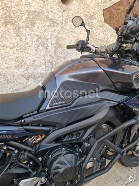 Yamaha MT-09 Tracer - Vista 13