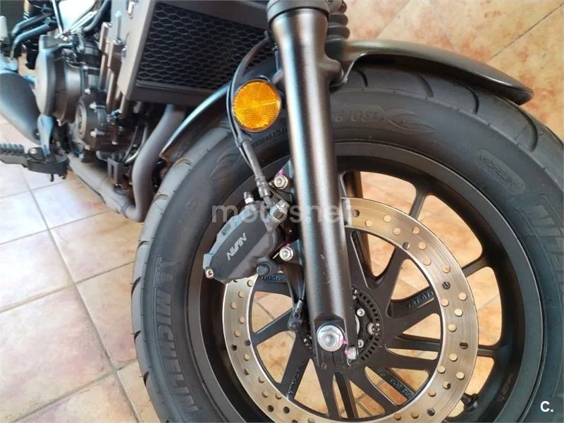 Honda Rebel 500 - Vista 3
