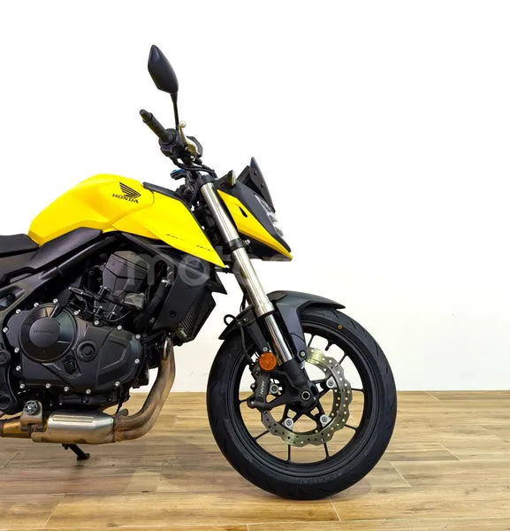 Honda CB750 Hornet - Vista 4