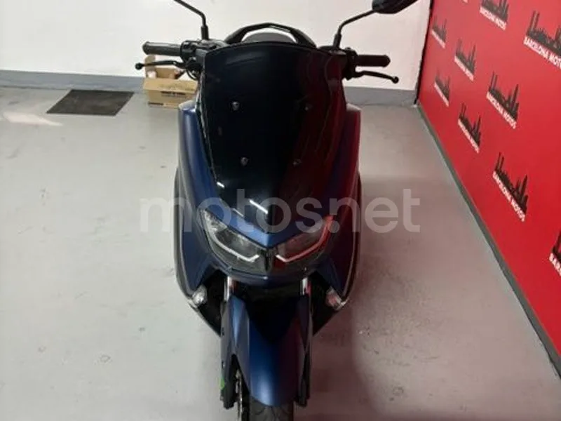 Yamaha NMAX - Vista 7