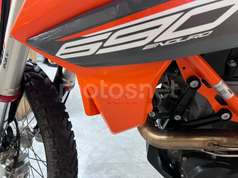 KTM 690 Enduro R - Vista 55