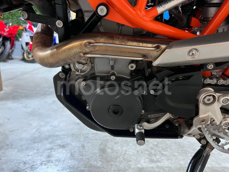 KTM 690 Enduro R - Vista 58