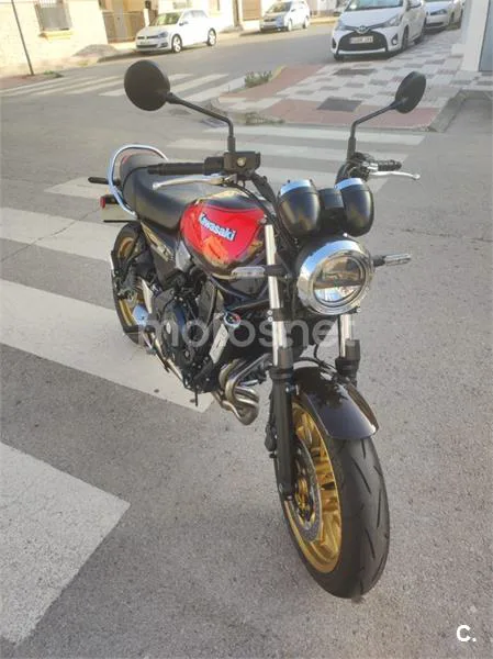 Kawasaki Z650 - Vista 3