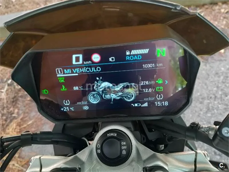 BMW F 900 R - Vista 7