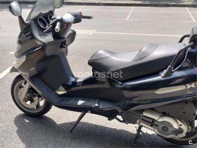 Piaggio XEvo 400 - Vista 7