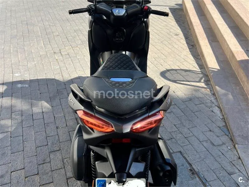Yamaha XMAX 300 - Vista 10