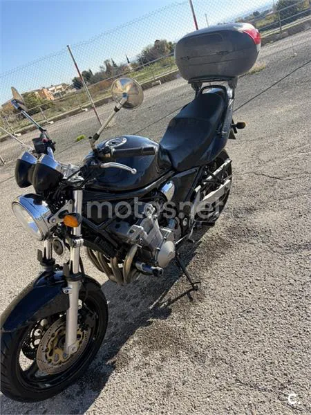 Suzuki Bandit 600 - Vista 4