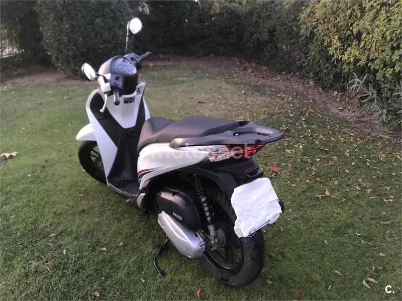 Honda SH125i - Vista 6