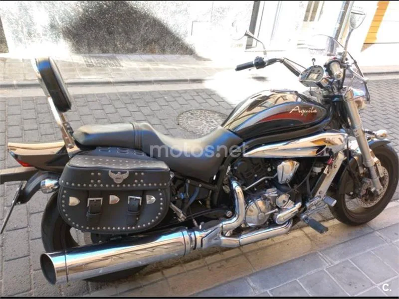 Hyosung Aquila GV 650i EFI - Vista 8