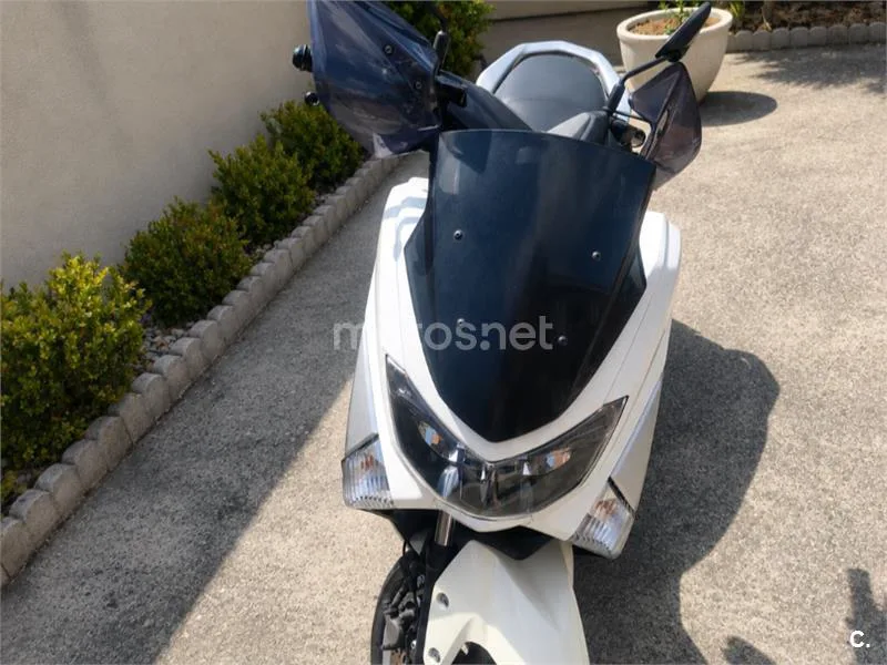 Yamaha NMAX - Vista 3