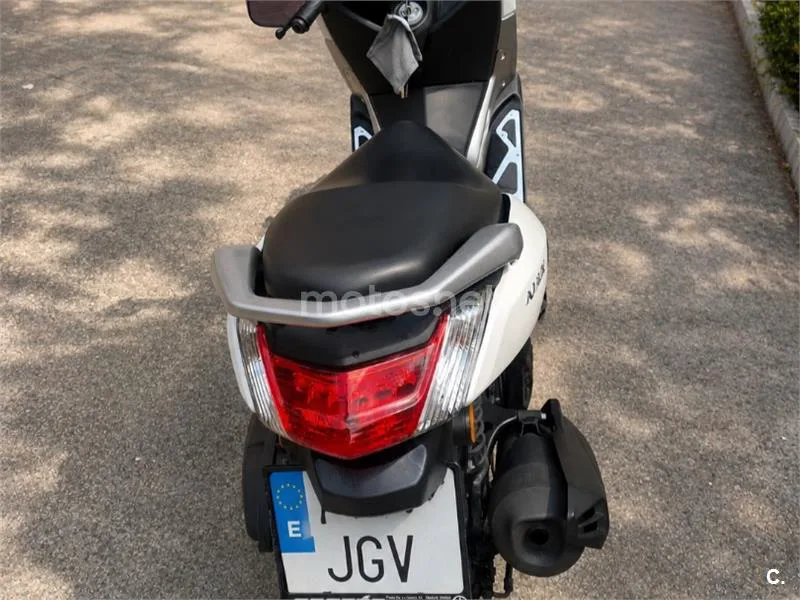 Yamaha NMAX - Vista 4