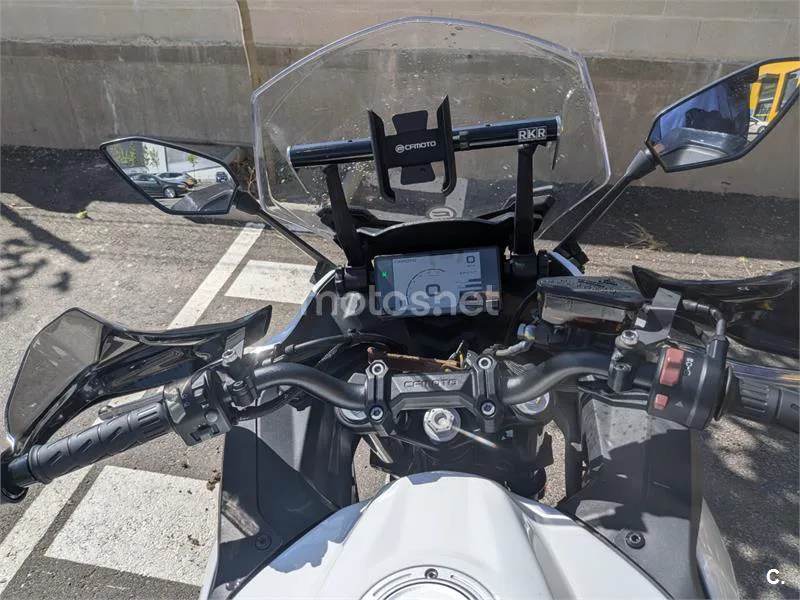 CFMOTO 650GT - Vista 7