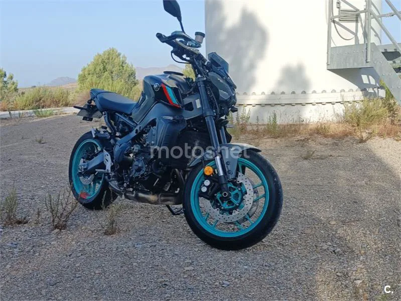Yamaha MT-09 - Vista 4