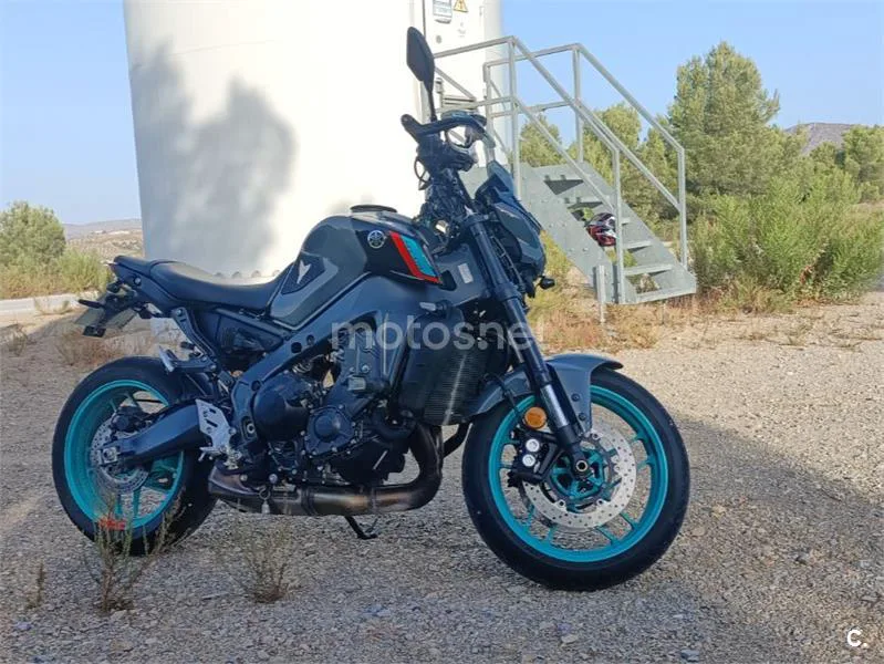 Yamaha MT-09 - Vista 7