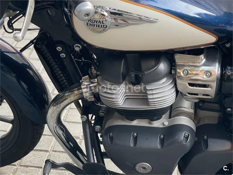 Royal Enfield Super Meteor 650 - Vista 5