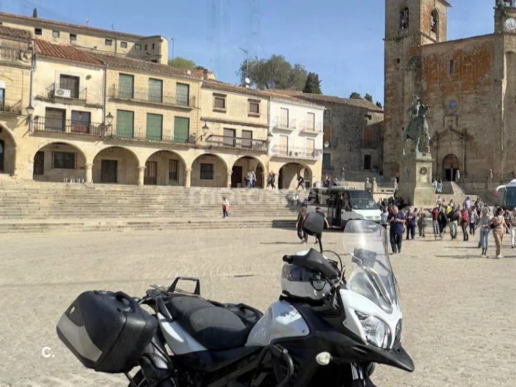Suzuki V-Strom 650 - Vista 3
