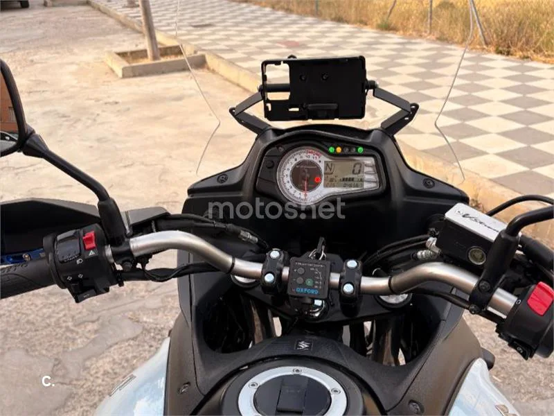 Suzuki V-Strom 650 - Vista 7