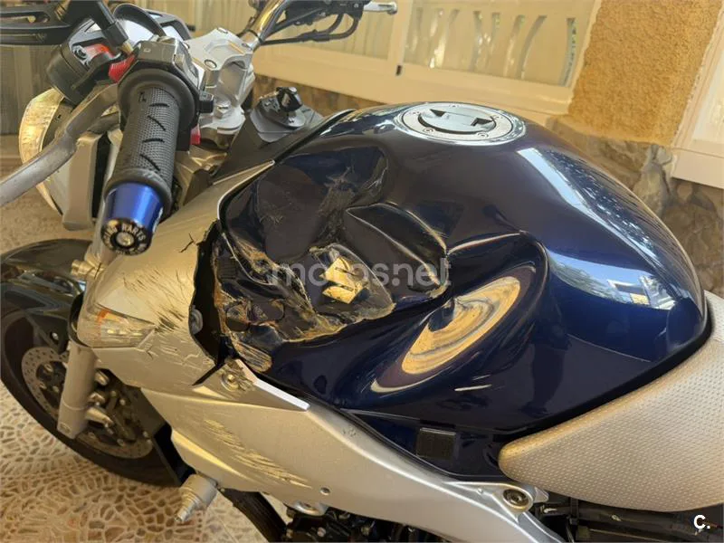 Suzuki GSR600 - Vista 8