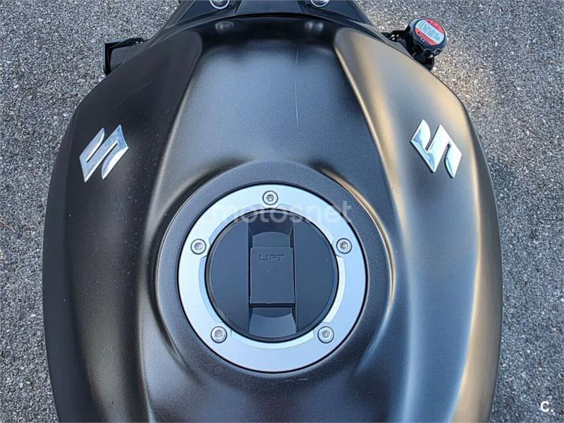 Suzuki SV650 - Vista 8