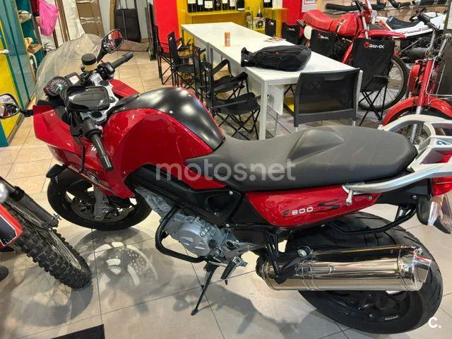 BMW F 800 ST - Vista 3